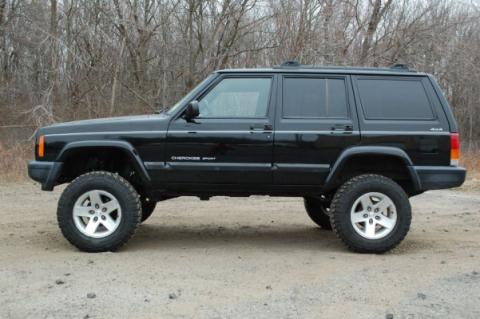 Wrangler 5.5 Inch Front Coil Springs 1997-2006 TJ/LJ Or Cherokee 4.5 Inch Front Coil Springs 1984-2001 XJ Clayton Off Road