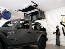 HOSS Hardtop Hoist Jeep 2018-26 Wrangler JL Black Bestop
