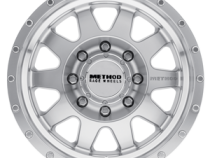 Aluminum Wheels 18x9 The Standard MR301 Bolt Pattern 8 On 180 Offset 18 Lip Size 2.68 Machined SL Clear Coat Method
