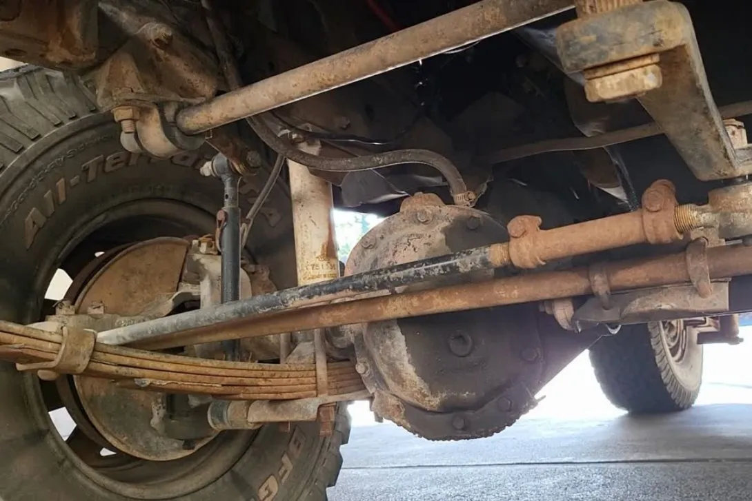 jeep cj front axle steering linkage worn bushings