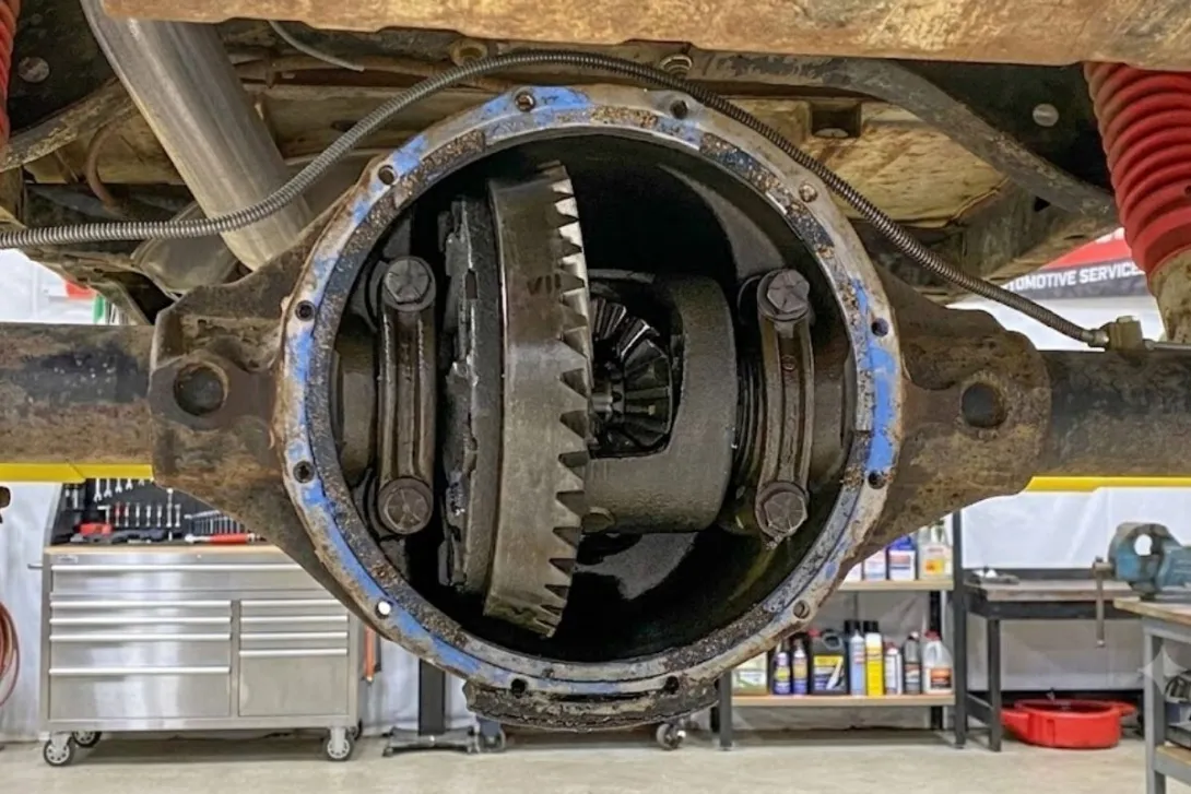 AMC 20 differential with cover removed. Ring and pinion showing